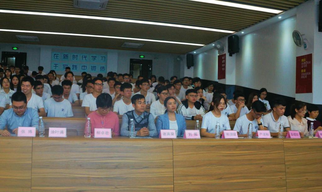 sunbet申搏举行第三届团总支-学生会第二次全体大会6.jpg