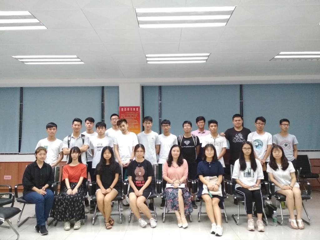 sunbet申搏举行2017级学风考风班风建设交流会3.png