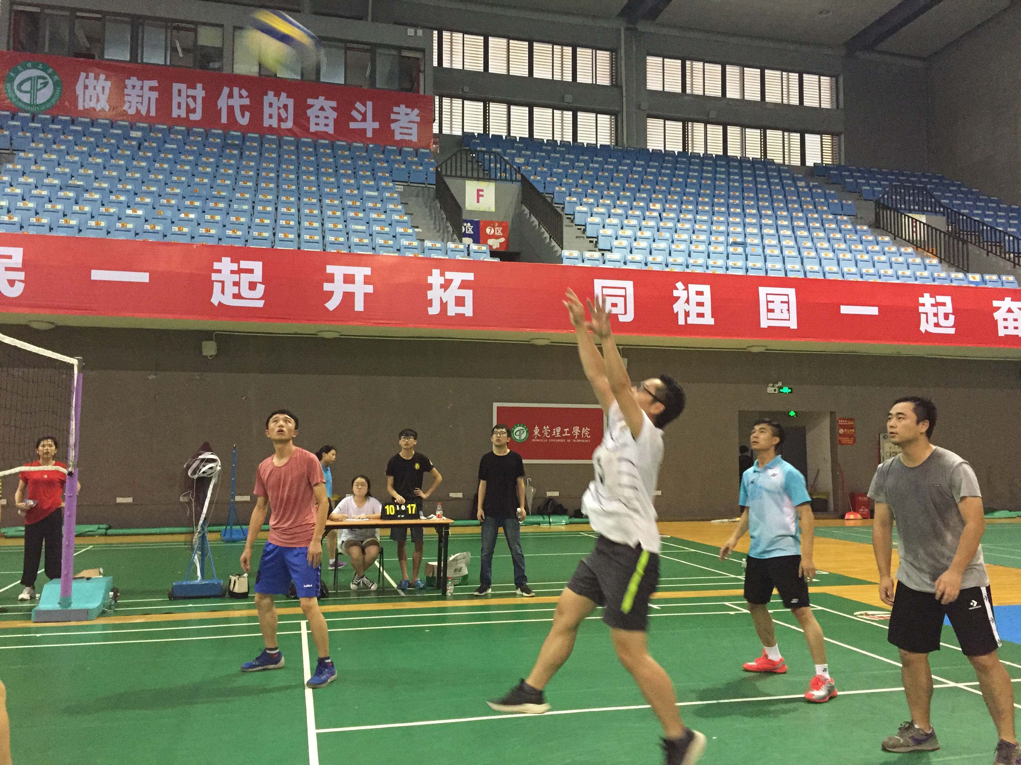 sunbet申搏获学校教职工气排球比赛二等奖-2.jpg