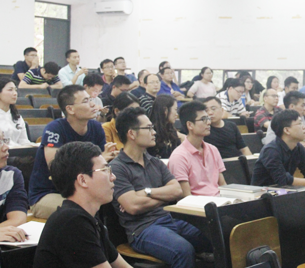sunbet申搏分工会举行工作部署会议2.jpg